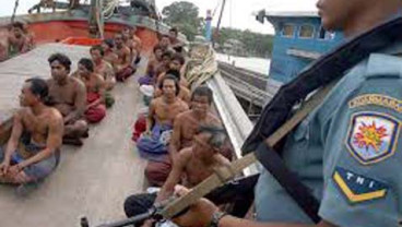 KSAL ADE SUPANDI: Perlu Operasi Lebih Besar Berantas Pencurian Ikan